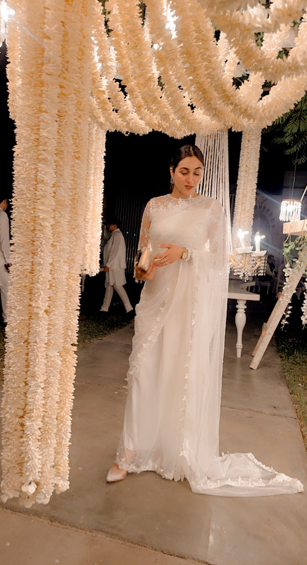 Naira (glittering, shining)